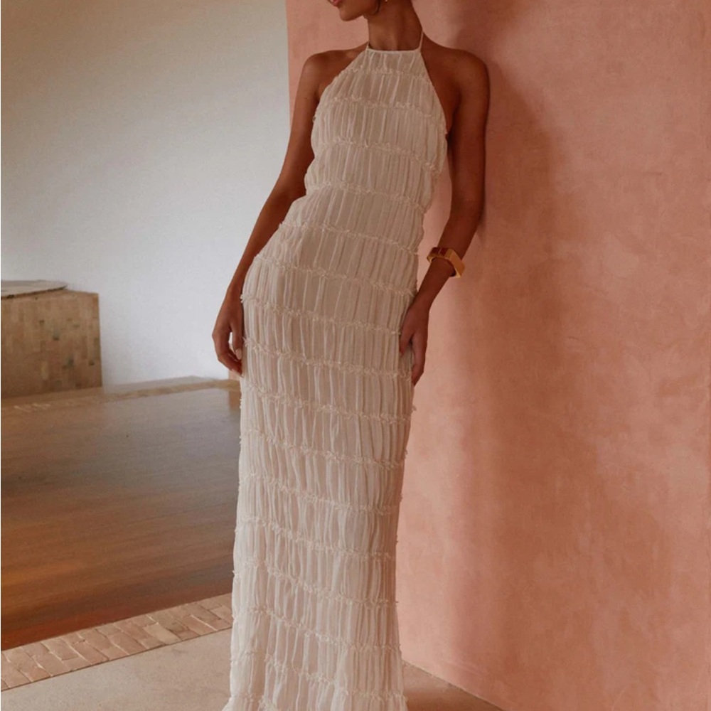 Peppermayo Exclusive
Aullie Maxi Dress - Ivory